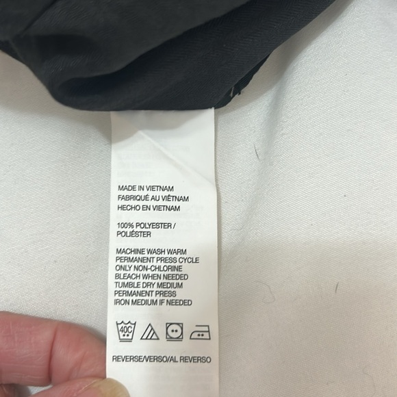 Izod Men's Khaki Chino pants size 36 / 30 beige polyester, formal workwear - Picture 7 of 7